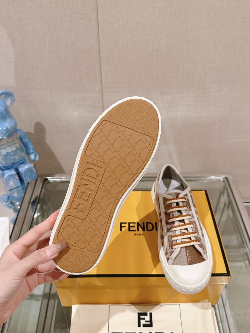 Fendi Low Shoes